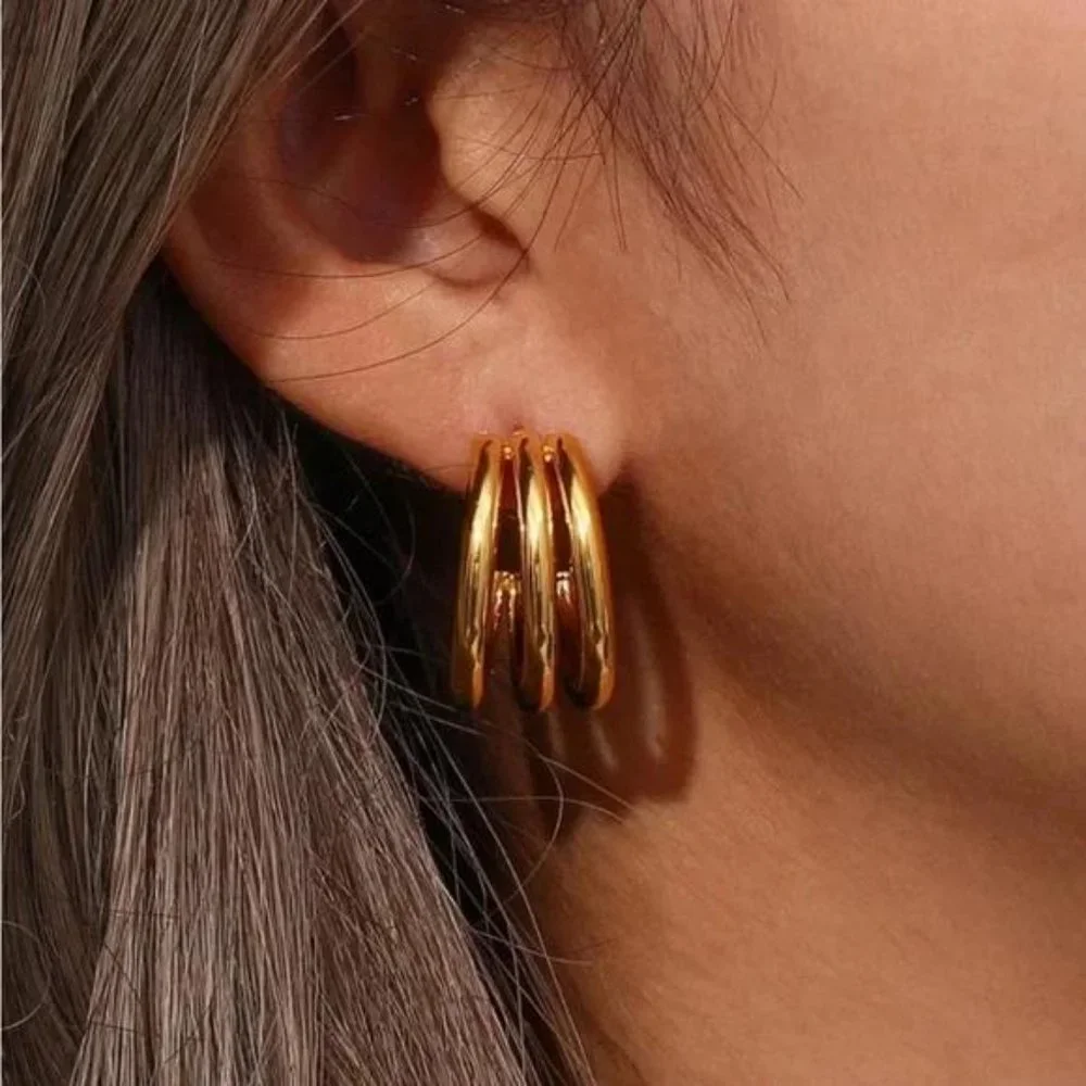 NEW 3 LAYERS 18K GOLD HOOP EARRINGS, NICE EARRINGS, CUTE EARRINGS - Picture 2 of 7